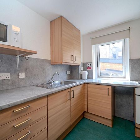 Joivy Budget 4,5 And 6 Bed Private Flats, In Historic Old Town (Adults Only) EDI Exterior foto