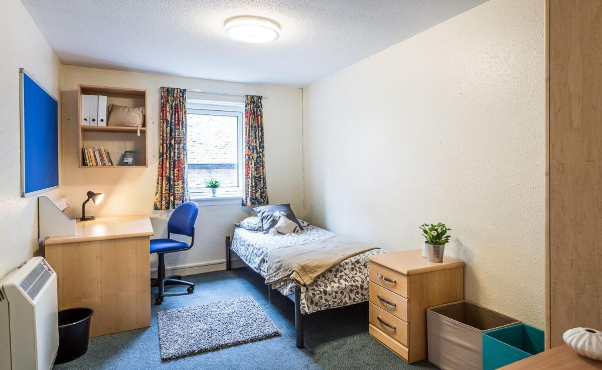 Joivy Budget 4,5 And 6 Bed Private Flats, In Historic Old Town (Adults Only) EDI Exterior foto